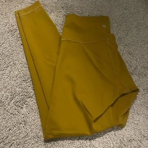 LULULEMON Wunder Under High-Rise Tight 25"